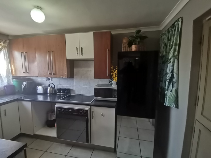 3 Bedroom Property for Sale in Bernadino Heights Western Cape